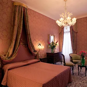 Casa Pisani Canal Itália